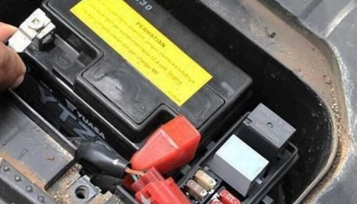 Cara Memperbaiki Aki Kering Dengan 9 Langkah Mudah