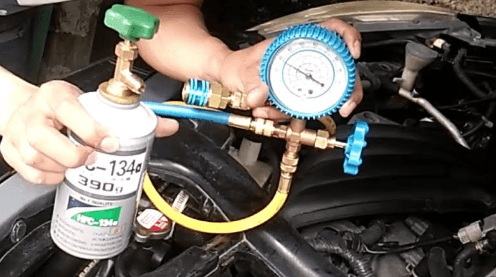 Langkah-langkah Cara Memeriksa Kondisi Refrigerant AC Mobil